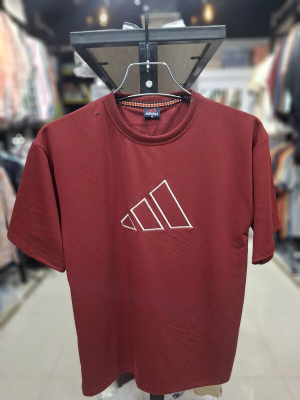 Adidas ড্রপ শোল্ডার টি-শার্ট